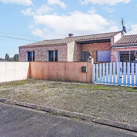 Tro By Interhome * 圣特罗让莱班